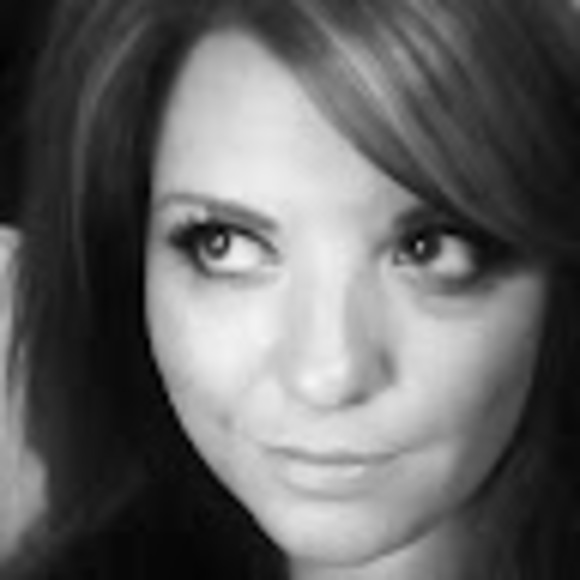 Meet your Posher, Jenee - Picture 1 of 1